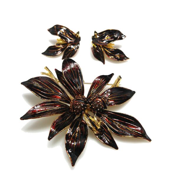 Vintage Brown Enamel Floral Brooch Clip Earrings, Gold Plated, 1960s - Picture 9 of 10